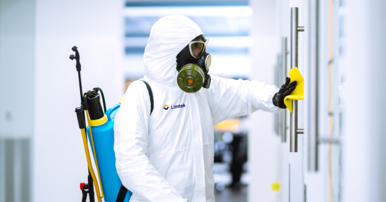 Qué limpiar con disolvente en tu piscina: Guía de mantenimiento y cuidado