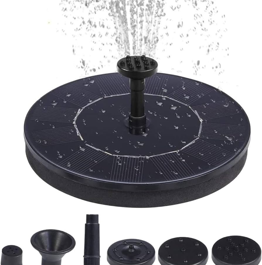 Bomba de baño en piscina al aire libre