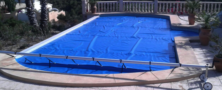 Cómo guardar manta térmica piscina