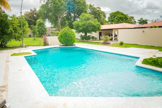 Por qué va junto o separado: Consejos para el correcto mantenimiento de tu piscina