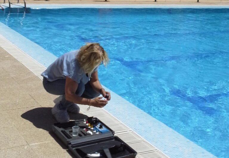 Qué es una piscina de uso público