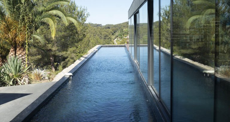 Por qué baja el nivel de mi piscina