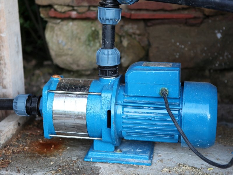 que es una bomba de agua a presion