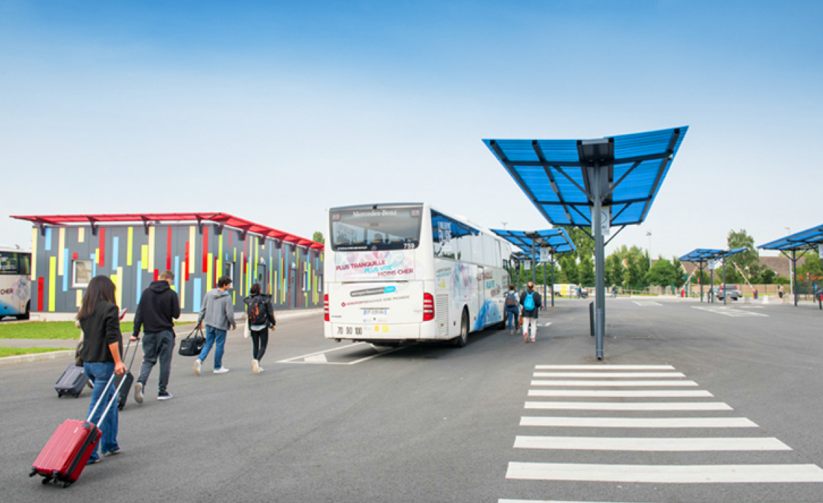 autobus en el aeropuerto de beauvais