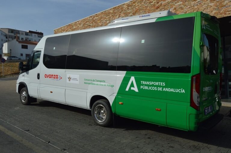 Dónde encontrar horarios de autobús Málaga a Alhaurín el Grande