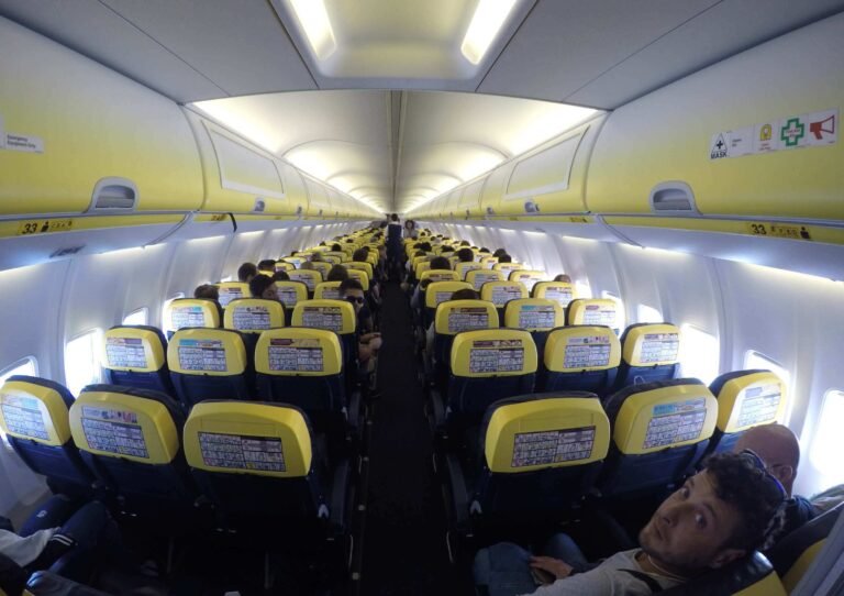 Qué vuelos están disponibles desde el Aeropuerto de Girona