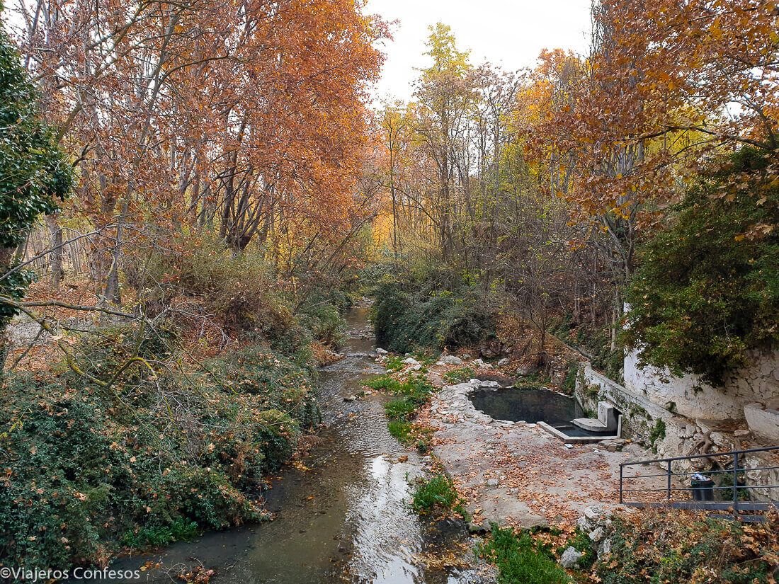 balneario alhama de granada en otono