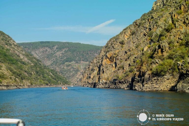 Dónde consultar los horarios de barcos en los Cañones del Sil
