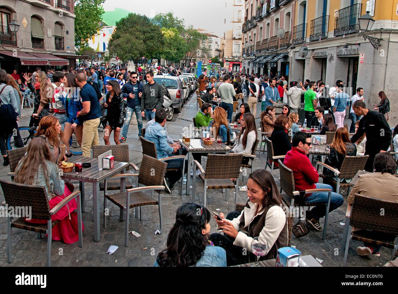 bares de tapas en calles de la latina
