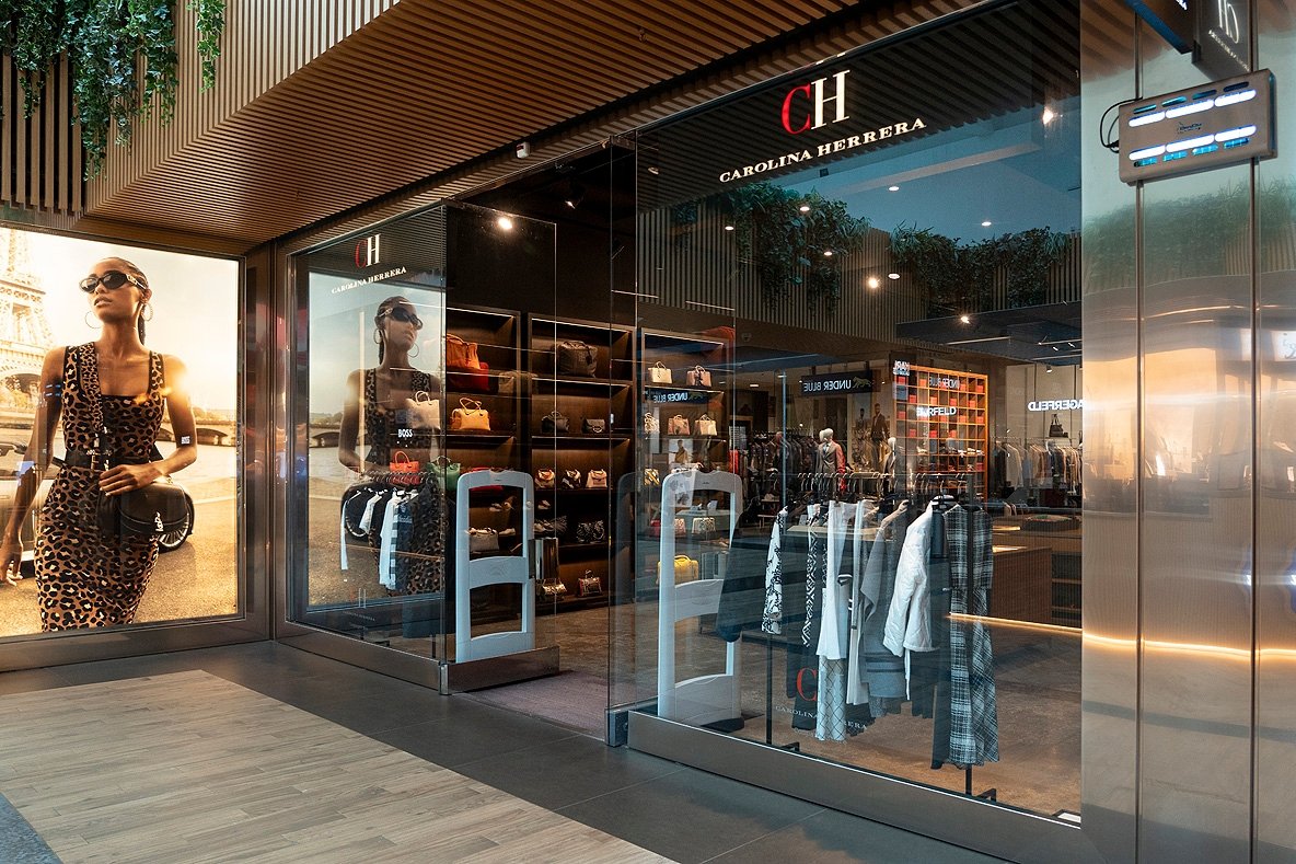 boutique elegante de carolina herrera