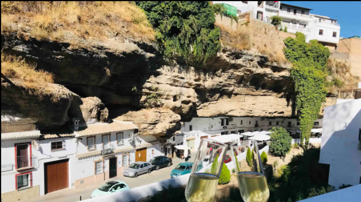 casas cueva en setenil de las bodegas