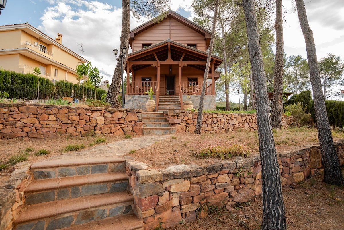 casas de campo en burriana al atardecer