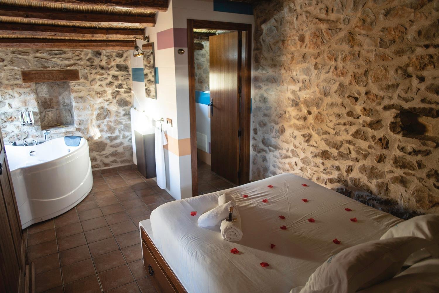 casas rurales con jacuzzi en la naturaleza