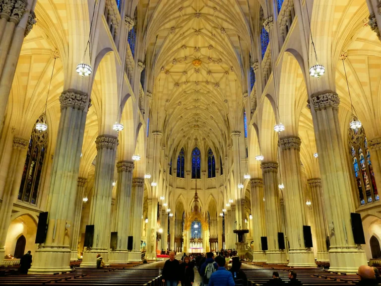Dónde se encuentra la Catedral de San Patricio en Nueva York