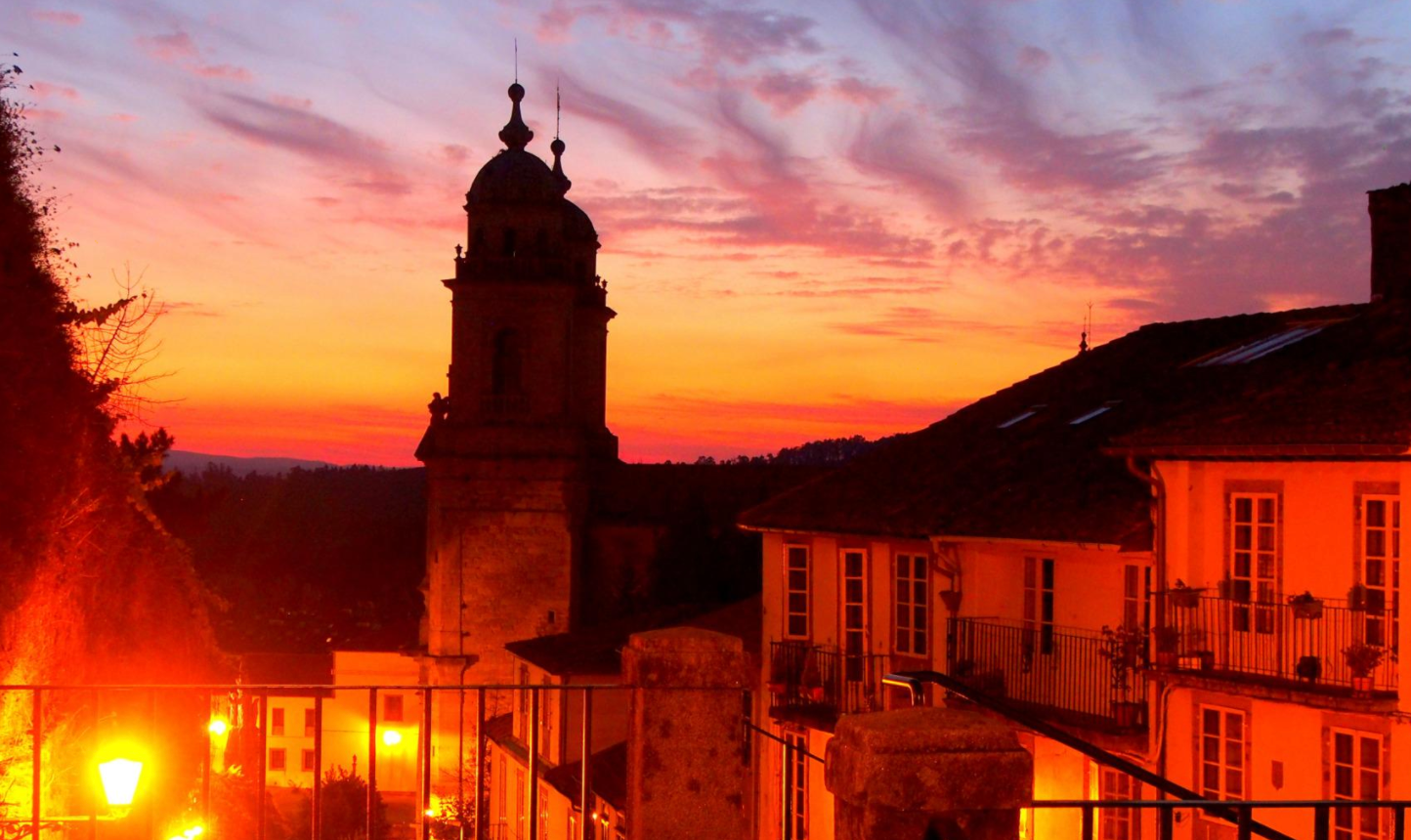 catedral de santiago al atardecer