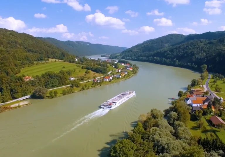 Cuáles son los mejores cruceros fluviales de lujo por el Danubio