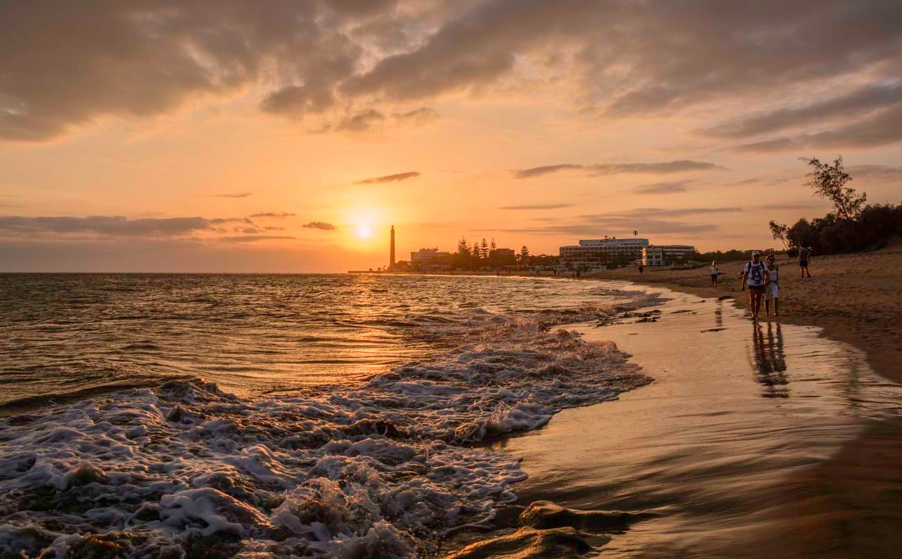 dunas de maspalomas al atardecer