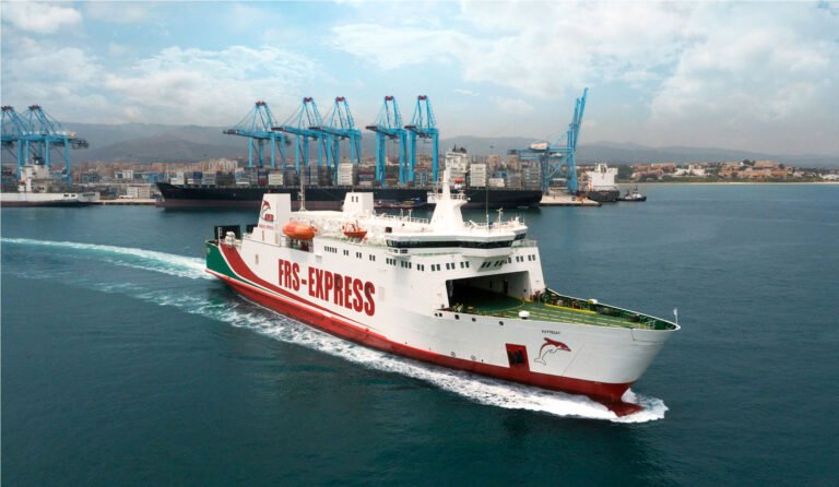 Dónde comprar billetes de ferry de Algeciras a Tánger