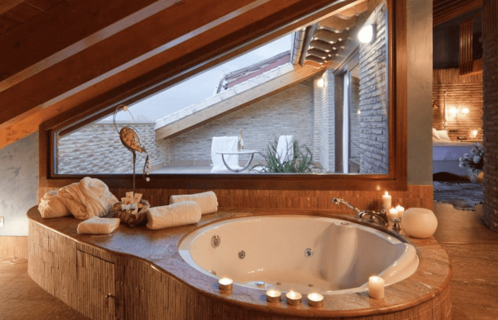 habitacion con jacuzzi en un paisaje vasco