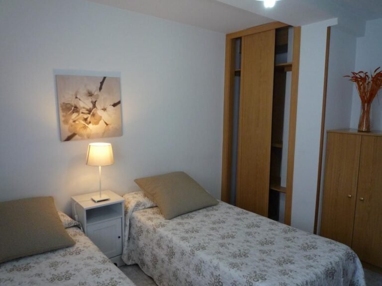 Dónde encontrar un hostal para estudiantes en Ponte-Vella, Lugo