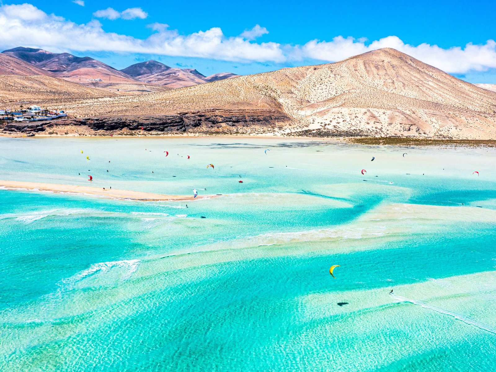 isla de canarias con playas paradisiacas scaled