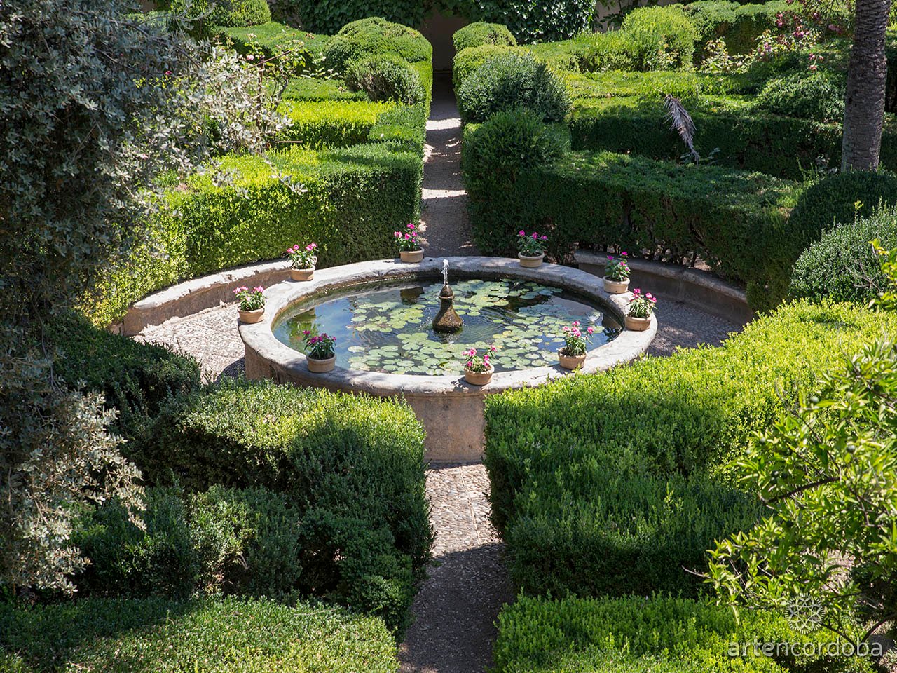 jardines del palacio de viana en cordoba