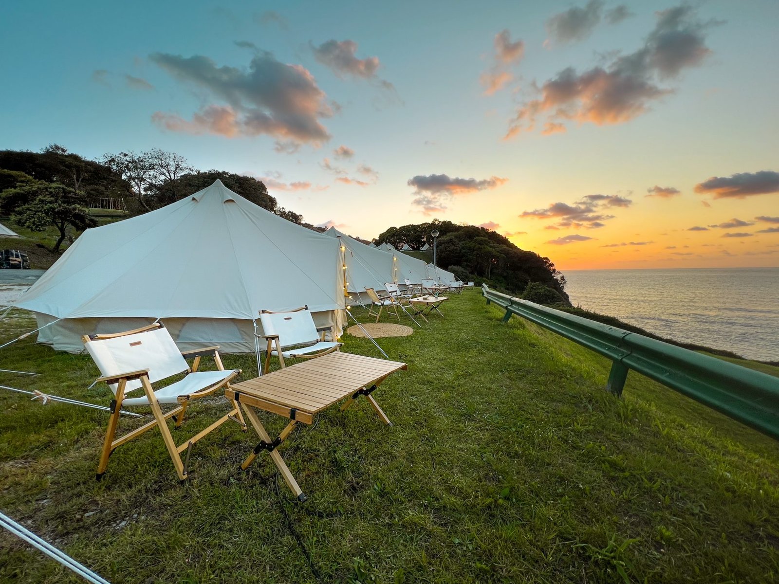 naturaleza y camping junto al mar