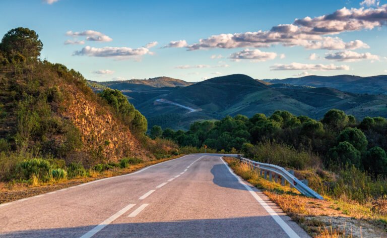Cuál es la mejor ruta para recorrer Portugal en coche de norte a sur