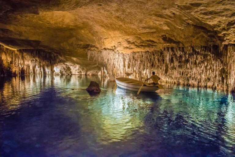 Qué lugares visitar cerca de las Cuevas del Drach en Mallorca