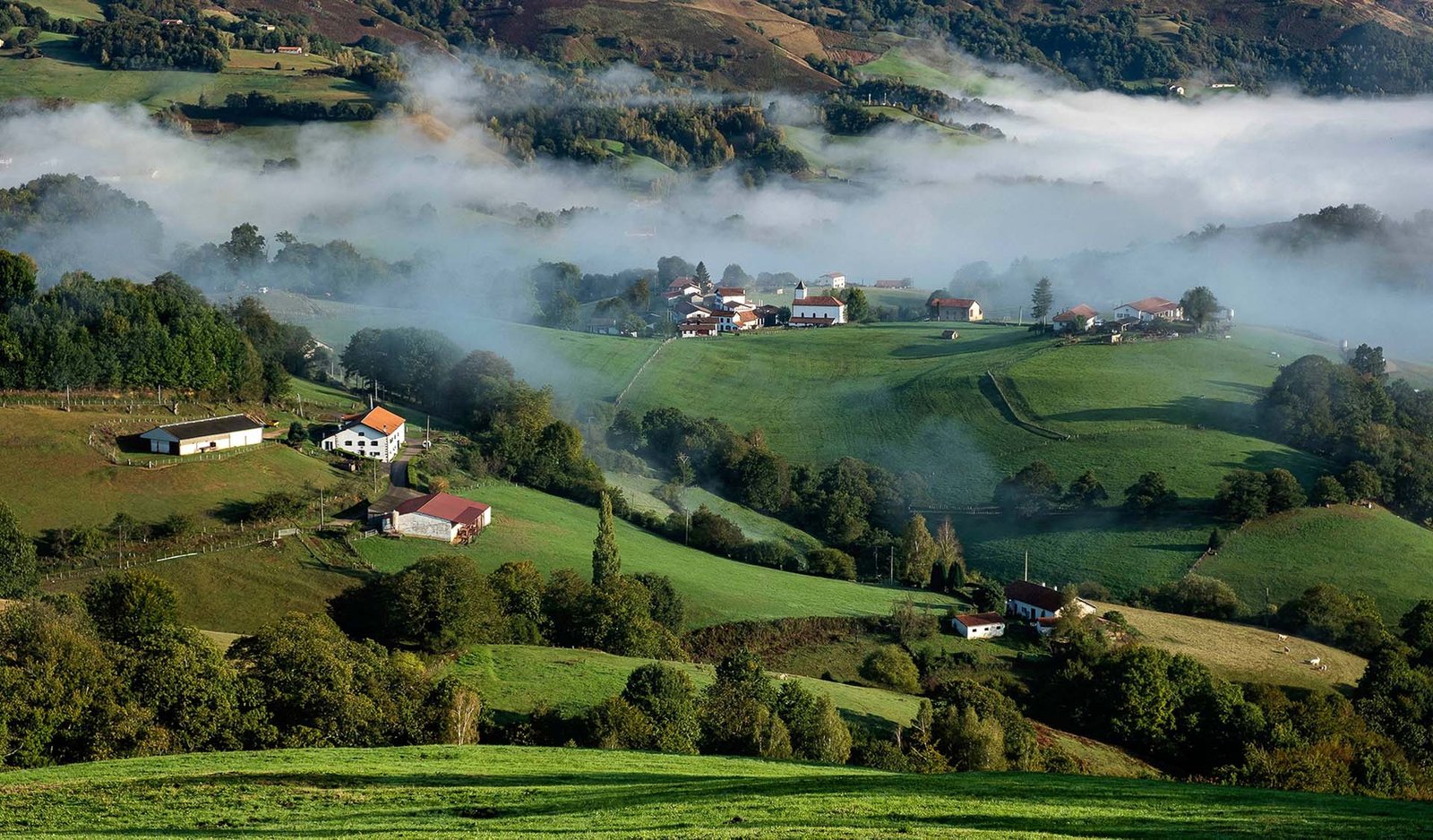 paisaje del valle del baztan