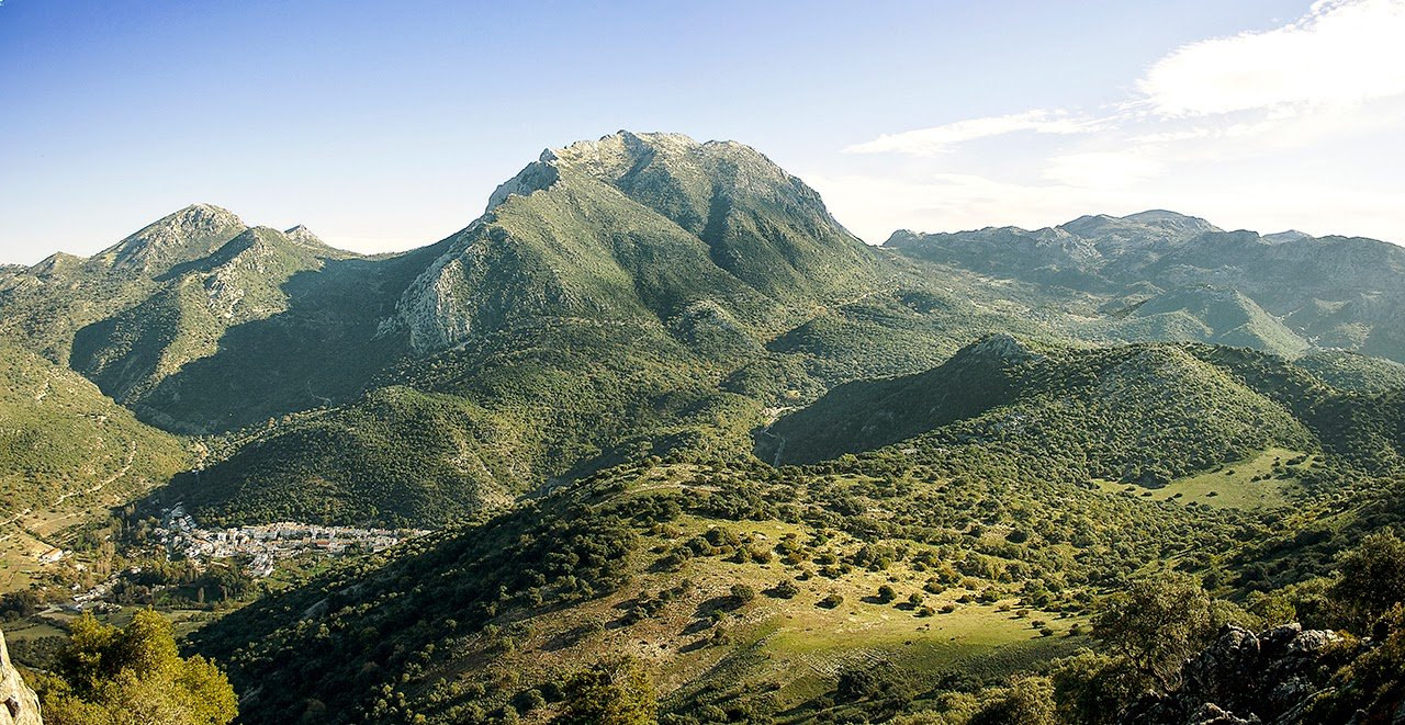 paisaje montanoso de grazalema