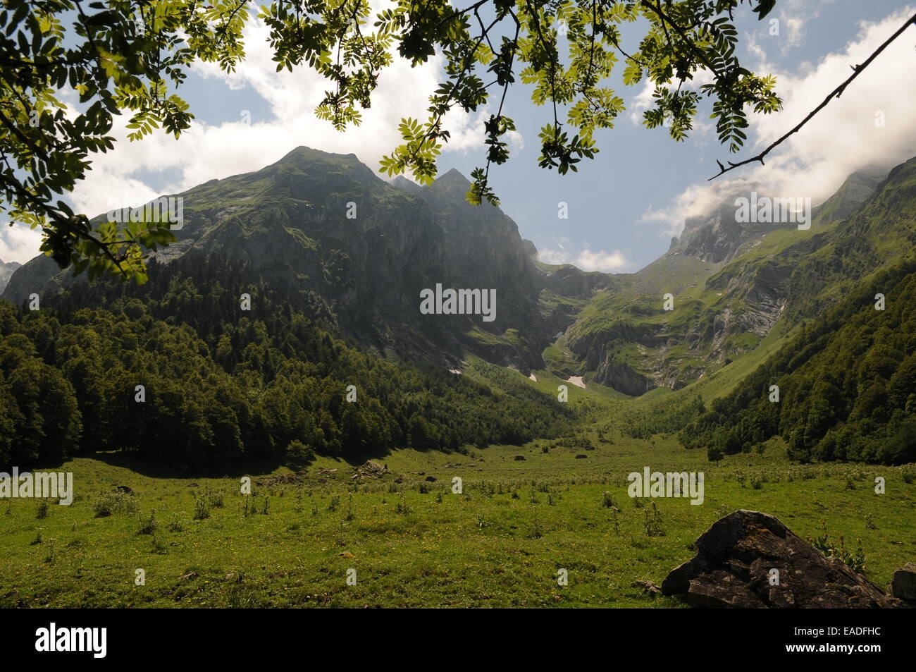 paisaje montanoso del pirineo catalan