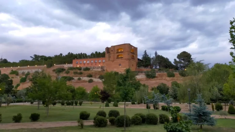 Qué paradores nacionales puedes encontrar en Castilla y León