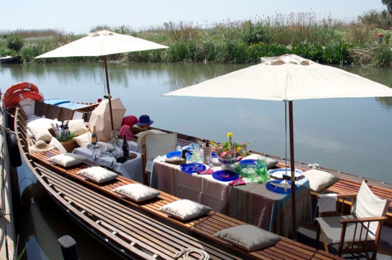Dónde disfrutar de paseos en barca en el mirador de la Albufera