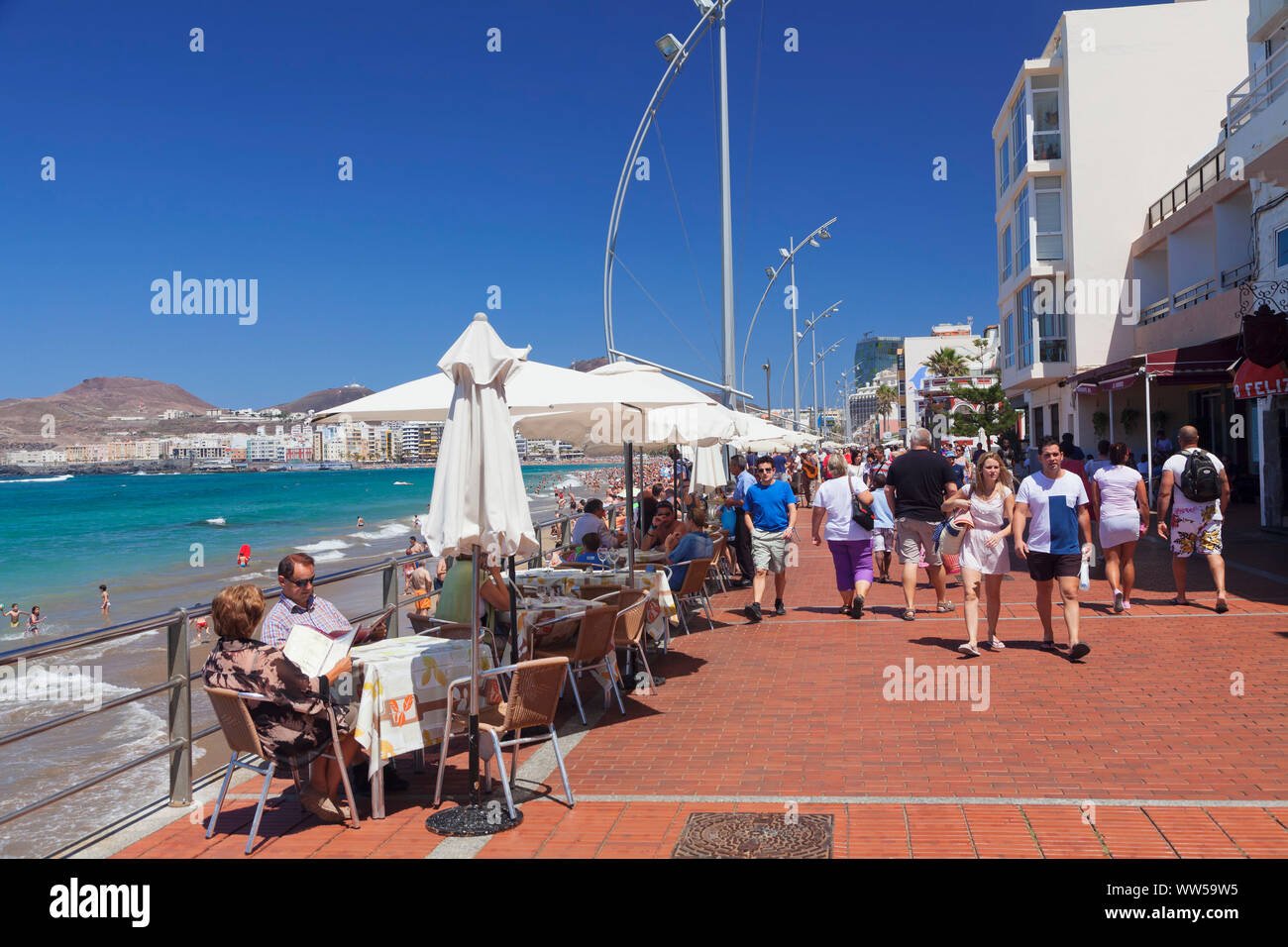 paseo por la playa en las palmas
