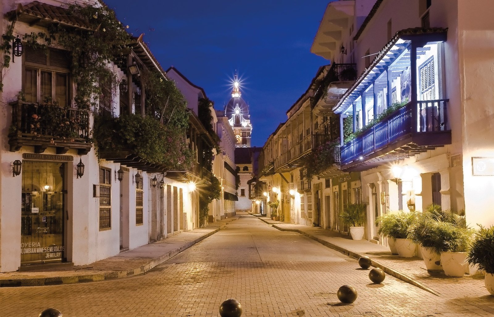 paseo por las calles de cartagena