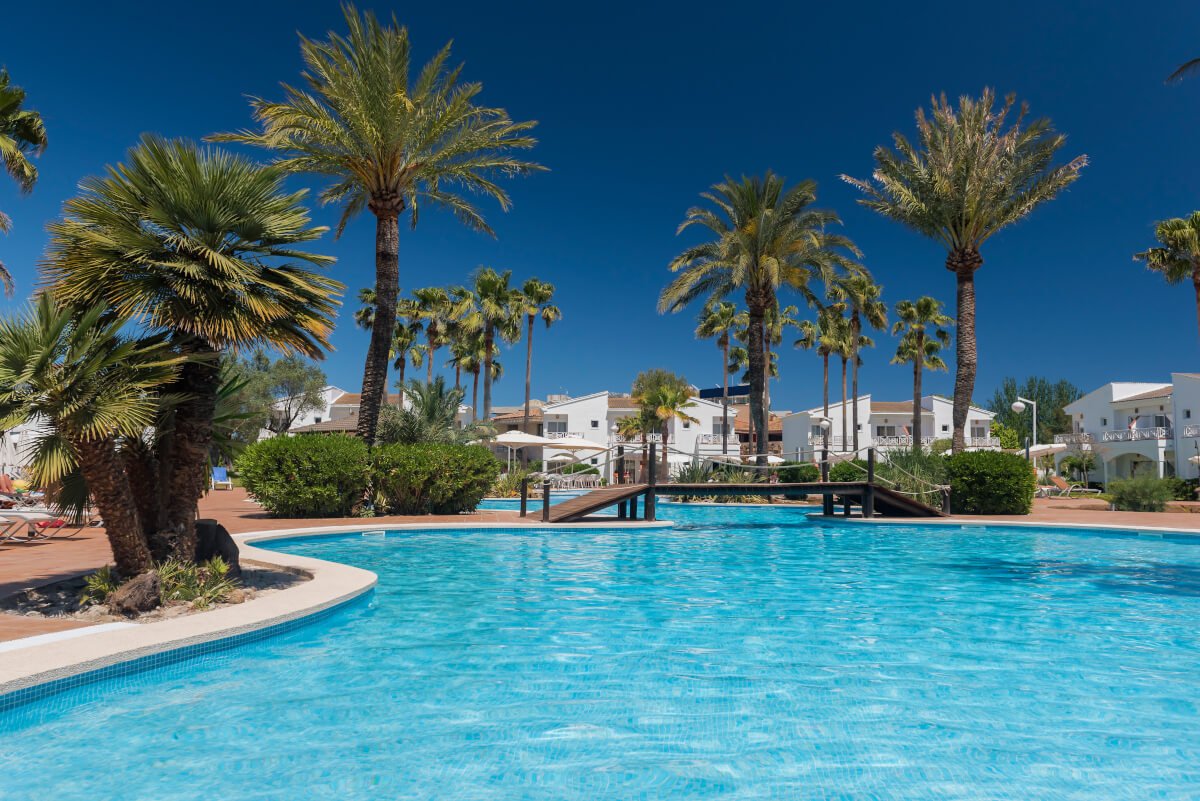 playa paradisiaca en hotel solo para adultos