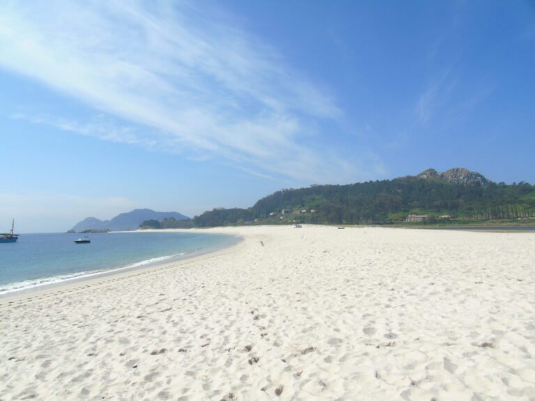 Isla de Ons o Islas Cíes: cuál elegir para tu visita