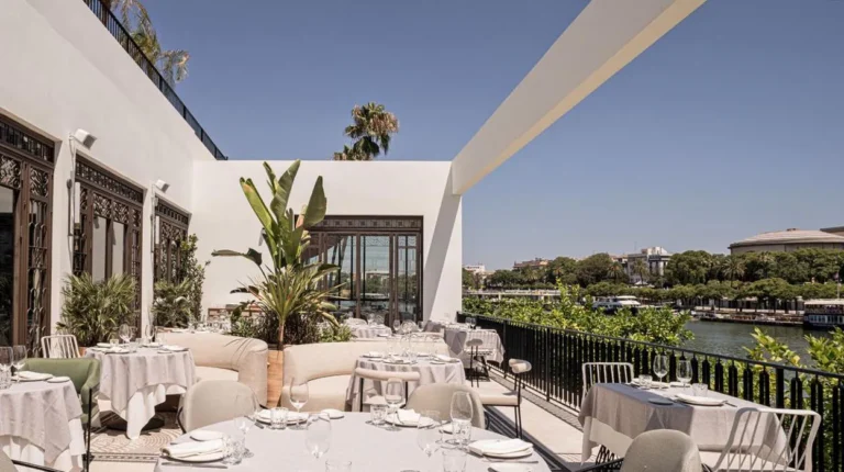 Dónde comer en restaurantes cerca de Santa Justa en Sevilla