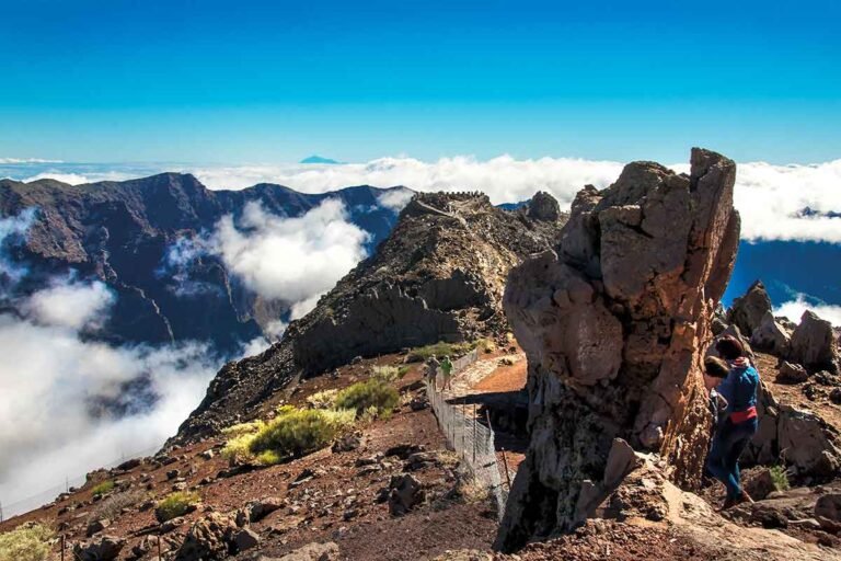 Cuál es la ruta del Roque de los Muchachos en La Palma
