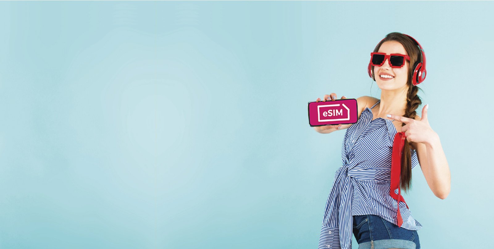 tarjeta sim sobre un mapa de andorra