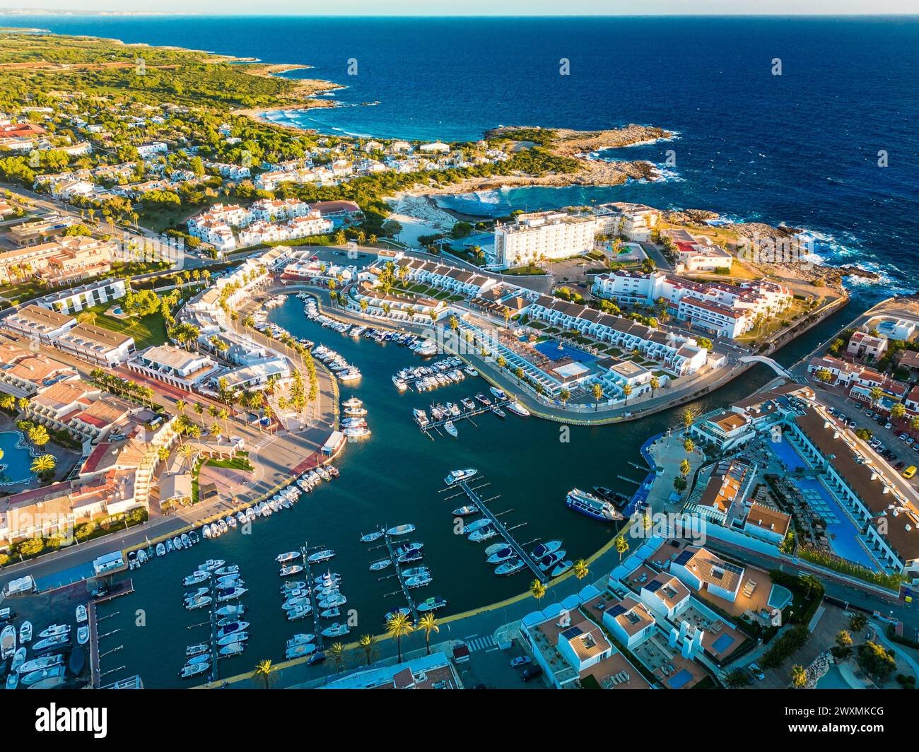 vista aerea de calan bosch menorca