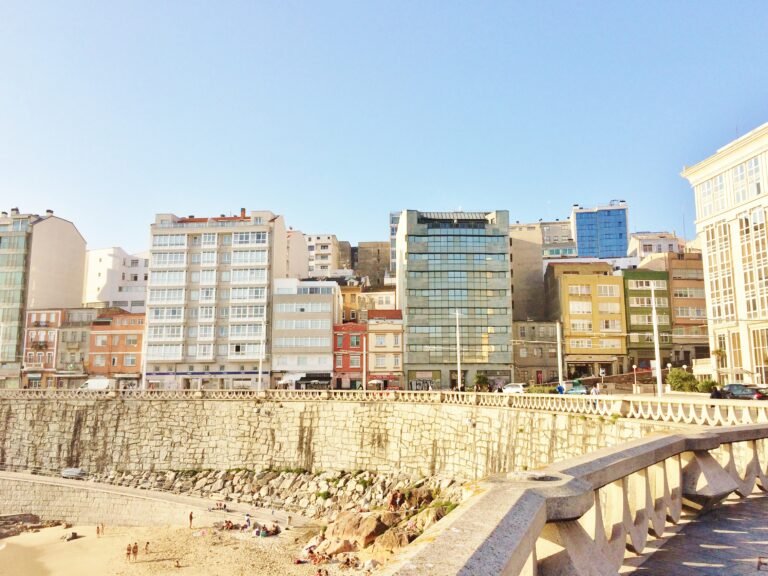 Dónde encontrar pisos de bancos en Monte Alto, A Coruña