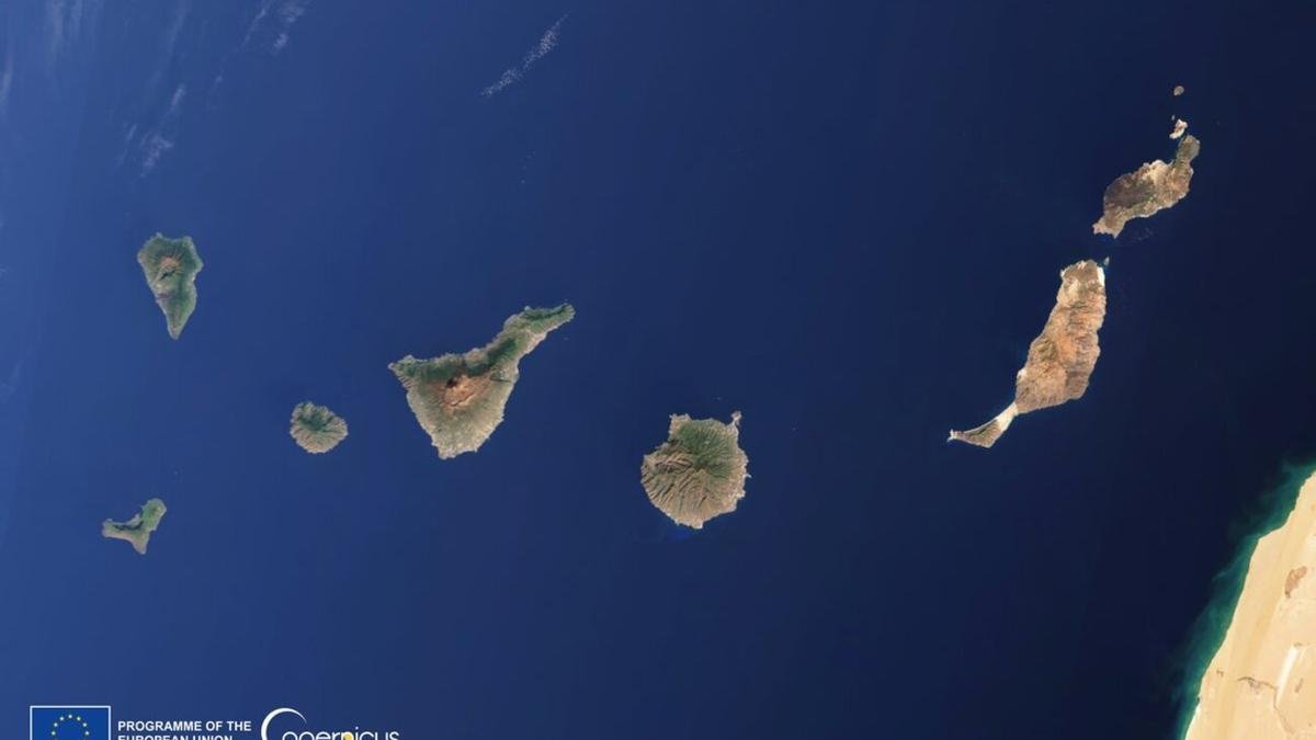 vista de las islas canarias desde el aire