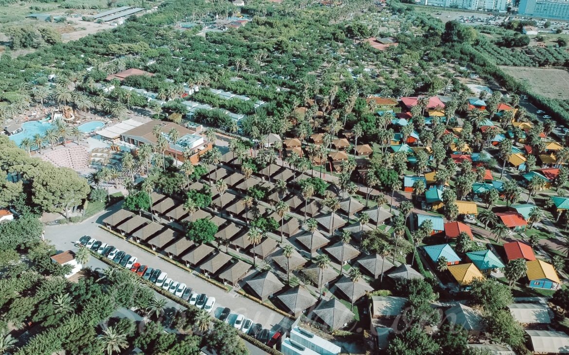 vista del resort y camping en salou