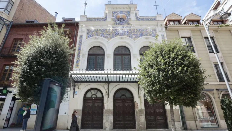 Dónde se encuentra el Teatro Lope de Vega en Madrid