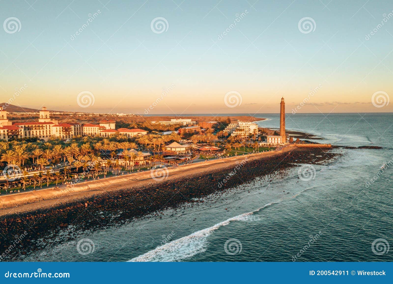 vista panoramica de la costa meloneras