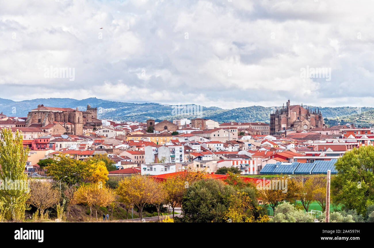 vista panoramica de plasencia al atardecer