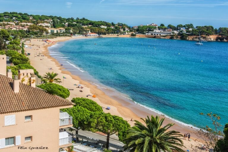 Dónde se encuentra La Taberna del Mar en S’Agaró