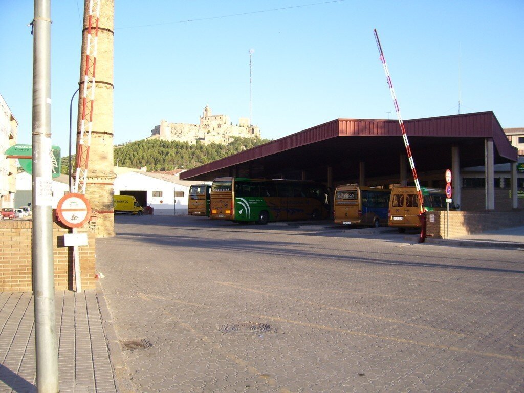 autobus en ruta por alcala la real